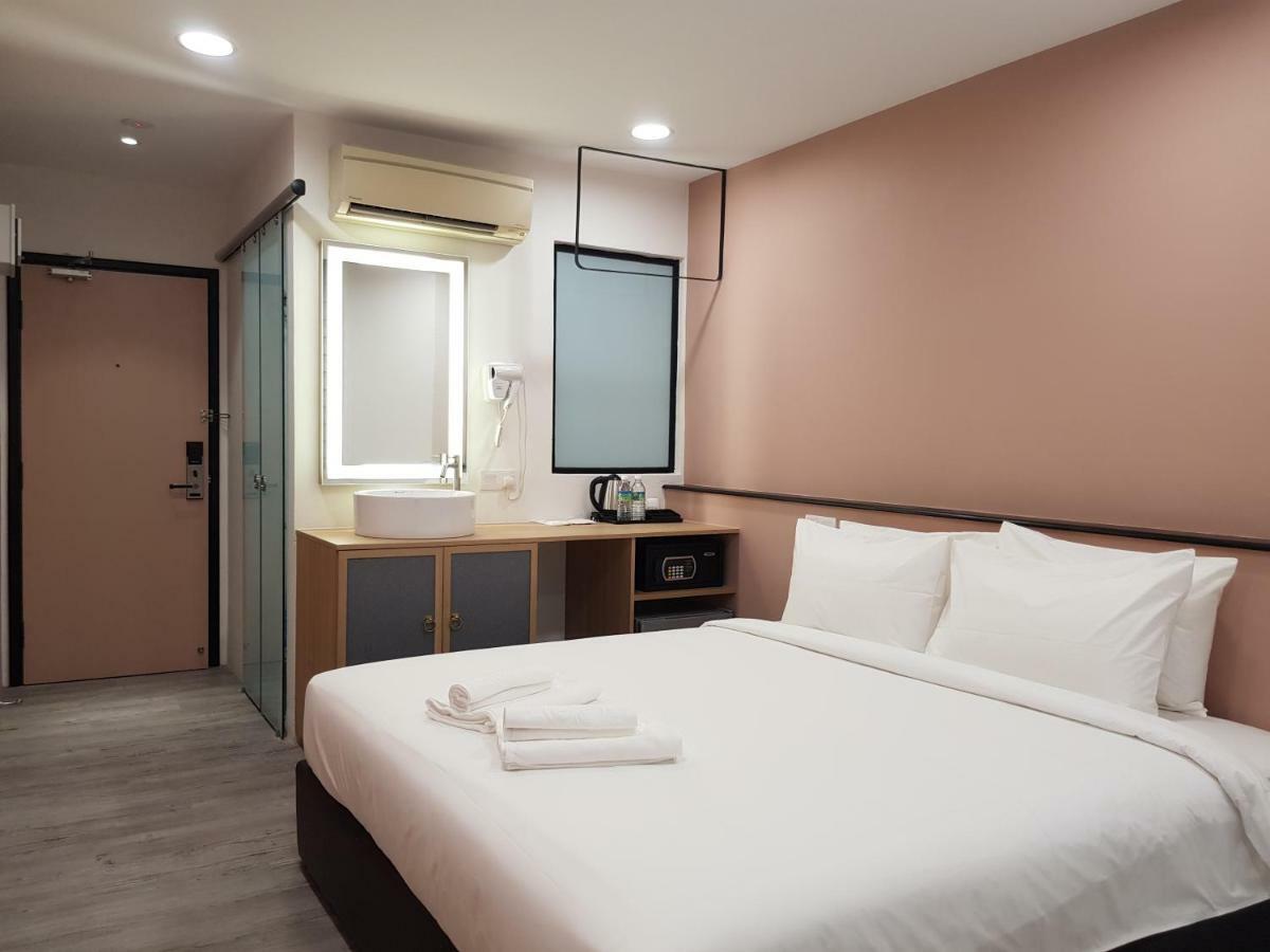 Bloommaze Boutique Hotel Кланг Екстериор снимка