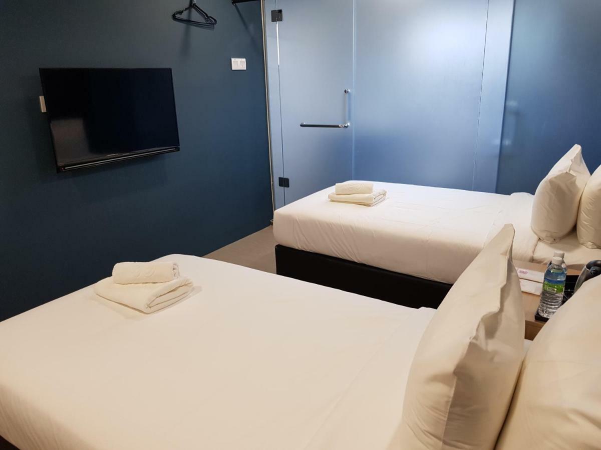 Bloommaze Boutique Hotel Кланг Екстериор снимка
