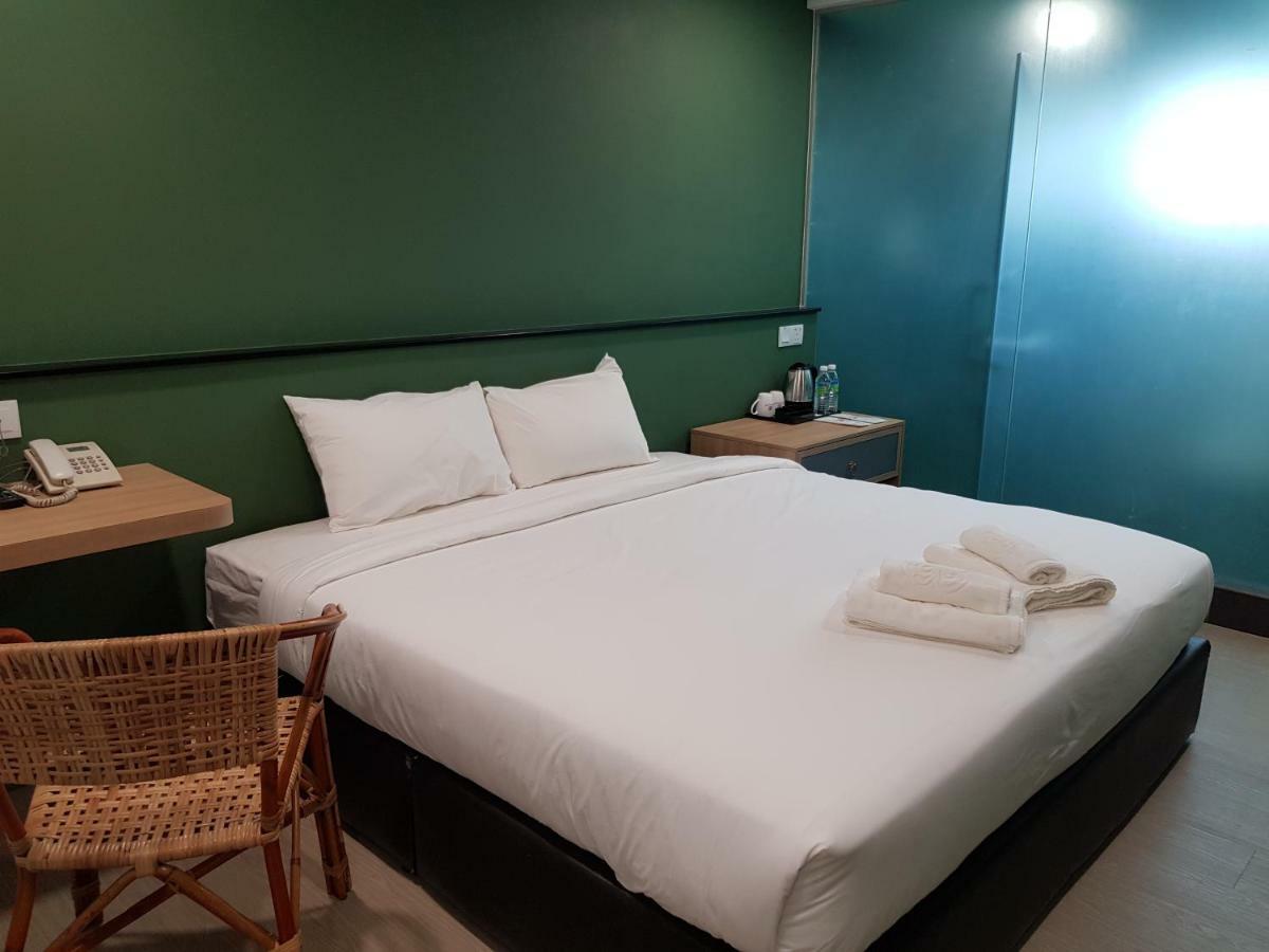 Bloommaze Boutique Hotel Кланг Екстериор снимка